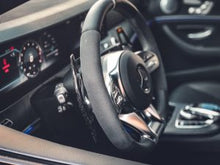 画像をギャラリービューアに読み込む, Mercedes-Benz AMG Forged Carbon Wheel Paddle Shifters
