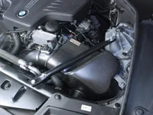 画像をギャラリービューアに読み込む, BMW F10 528i Carbon Fiber Cold エアーインテイク
