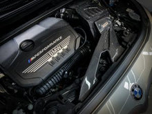 画像をギャラリービューアに読み込む, BMW F40 M135i xDrive Carbon Fiber Cold エアーインテイク

